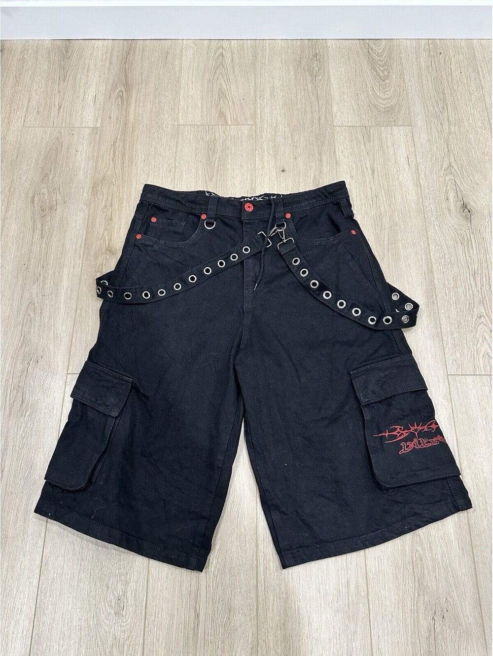 Vitriol Drained Ultra Wide Strap Cargo Black Shorts Size 37